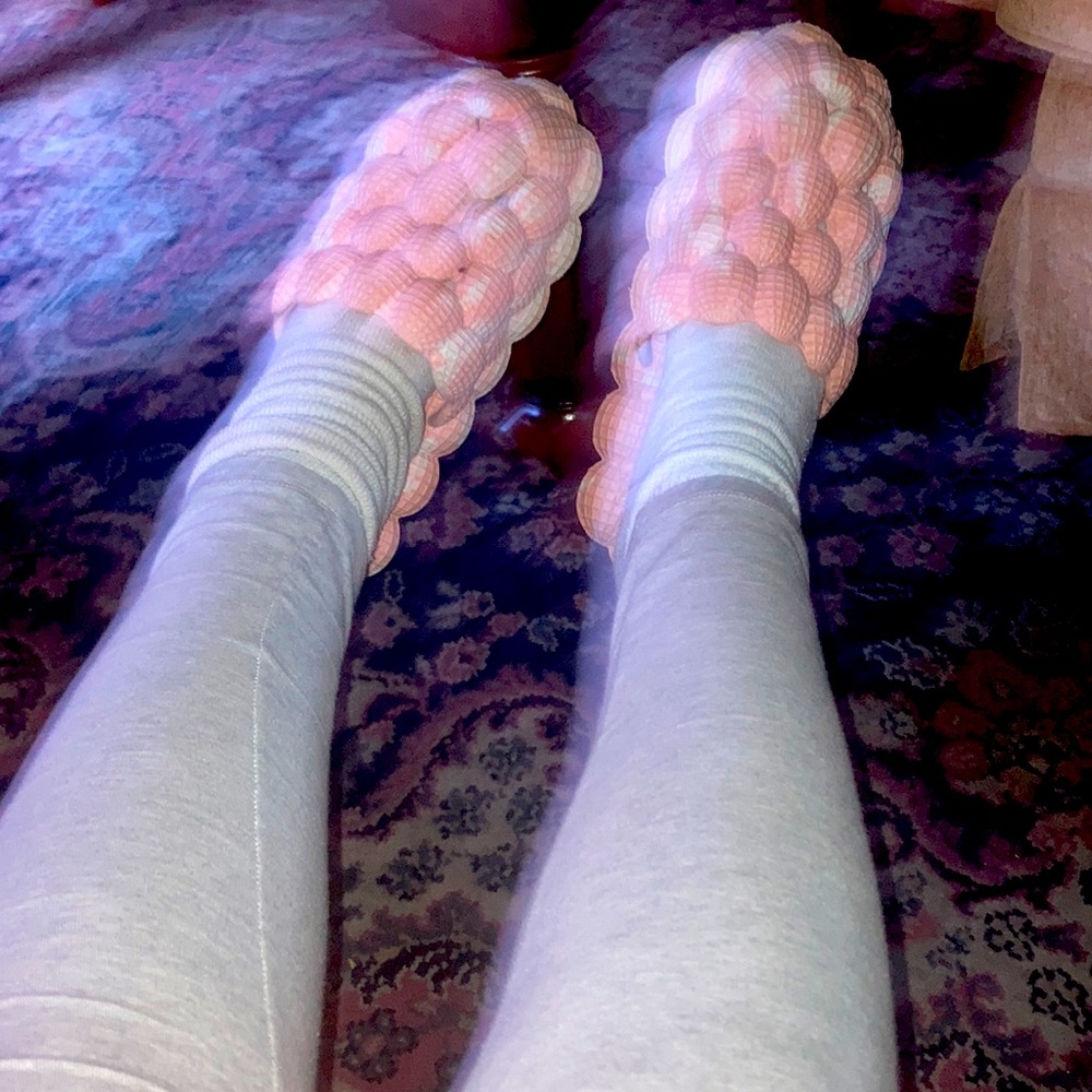 Bubble slides pink and white size 9/charms